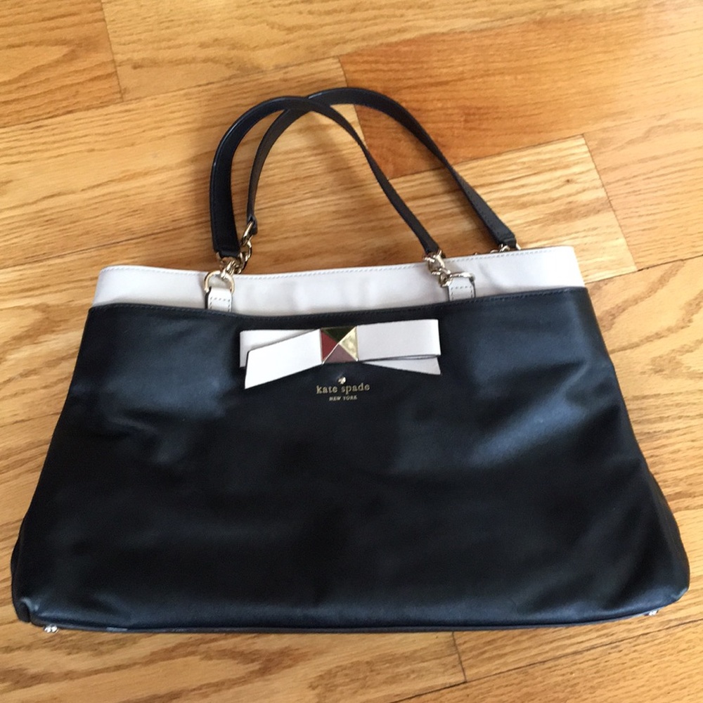 Kate Spade black and white purse